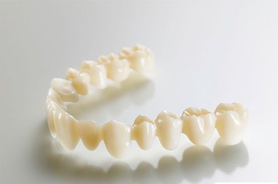 Vương miện tạm thời PMMA