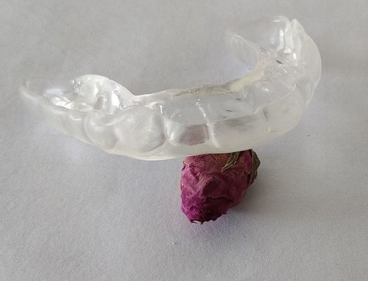 Nhìn tự nhiên ISO13485 Bảo vệ ban đêm bán mềm cho người bị bệnh Bruxism